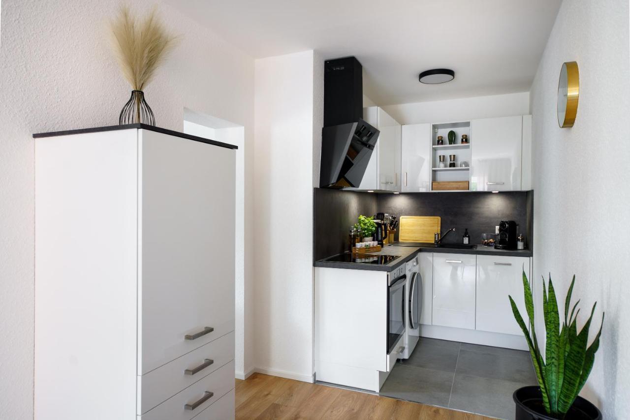 Staytona - Parkpl. - Balkon - Wlan - Netflix - Wfh Taunusstein Kültér fotó